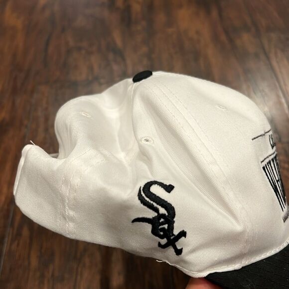 VTG Chicago white Sox baseball cap in EUC spell out in front Annco profesional - Picture 2 of 8